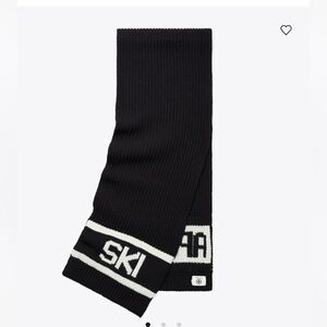 NWT! Tory Burch/Tory Sport APRÈS SKI SCARF, Color: Sport Black / French Cream